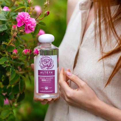 Nước hoa hồng đỏ hữu cơ Alteya Organics Rose Damascena Water 500ml - Hình ảnh 3